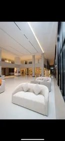 Elegant studio in a residential tower next to the train - Image 5