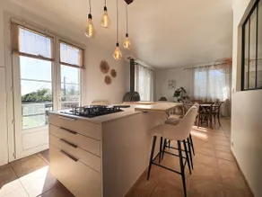 Plume de Douceur-Apartment-Jacuzzi-Private Terrace - Image 3