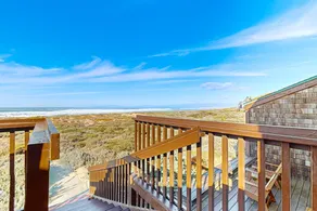 Stunning 3BR Oceanfront | Pool | Hot Tub | Sauna - Image 3