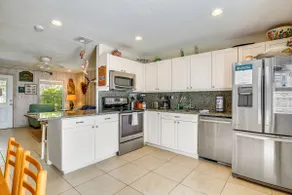 Spectacular 2BR Oceanfront Dog Friendly | Dock - Image 4