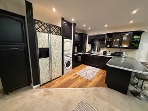 Modern 2-Bedroom Burnham High Street - Image 2