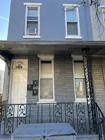 Private 1BR | City Apartment | Fairmount Ave - Image 3