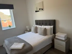 Stunning 2 bedroom apartment in a fairly new flat at the heart of Southampton central - Image 3