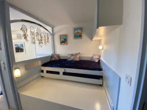 Nice air-conditioned studio in the port of Hyères 83400 - Image 4