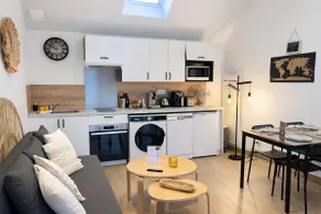 L'Écrin – Garden cottage & Jacuzzi near the train station - Image 3