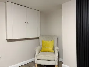 Stylish 1-Bed Apartment Ideal for 2 Guests - Image 4
