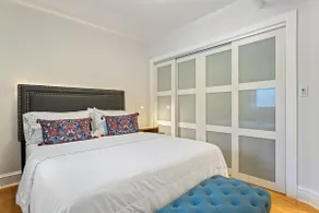 Stunning Retro – Andersonville 2 beds - Image 5