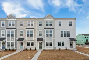 New Townhome in Cane Bay Summerville - Image 2