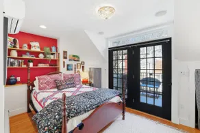 The MainStay | Modern Retreat with Parking - Image 3