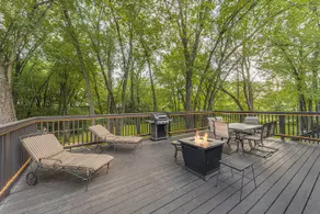 Spacious family home, Hot tub - Image 2