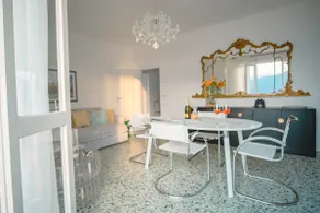 Seeblick-Villa: 3 Zi., Apt. 135 m² Garten & Balkon - Image 5