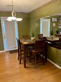 Home in country setting 3 bedrooms, 2 bath rms. - Image 4