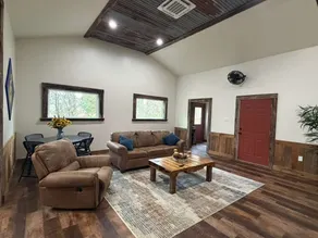 The Barn - Upstairs - Image 2
