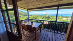 Romantic bungalow with stunning views and swimming pool - Image 3