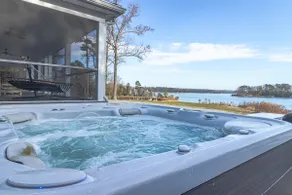 Waterfront Rivah homestead on the farm with a pool - Image 2
