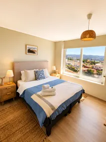 1707, Apartment with Terrace and Rooftop Pool - Image 4