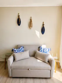 1707, Apartment with Terrace and Rooftop Pool - Image 2