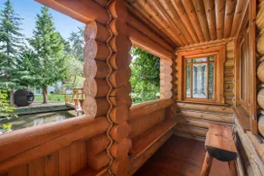 Riverside Traditional Log Cabin - Image 2