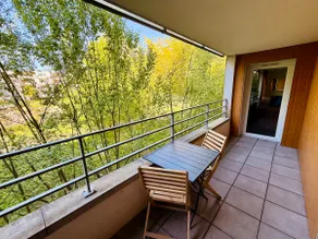 One-bedroom apartment near Lille and CHR, balcony, pond view, parking - Image 2