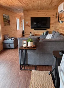 Lakeside Waterfront Retreat with Hot Tub/Woodstove - Image 5