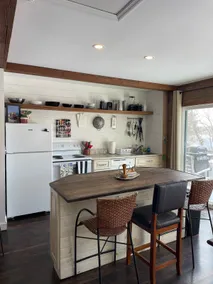 Elk Mountain Lake Lodge - Image 5