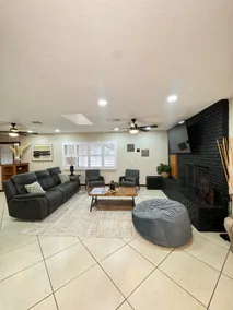 Come stay at this cozy home - Image 2