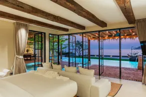 Ultra Luxury Beachfront 5 Bedrooms Pool Villa - Image 3