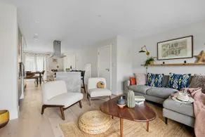 Luxury beachfront apartment | parking | Harlyn Bay - Image 2