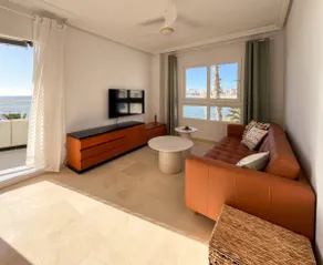 Bright apartment, pool, garage by the sea - Image 5