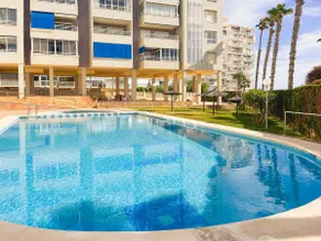 Bright apartment, pool, garage by the sea - Image 3