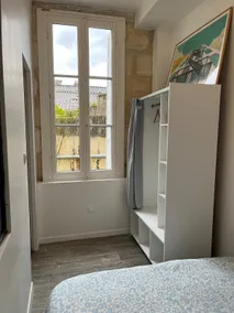 Independent two-room apartment in a characterful house - Image 5