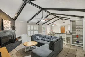 Comfortable Home Away from Home - Image 2