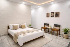 Park-Facing 3BHK-Ground Floor-Family/Group Stay - Image 3