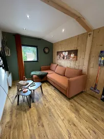 Country retreat with its natural panorama - Image 5