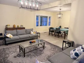 Delaware River Access | Walk to Town | Sleeps 10 - Image 3