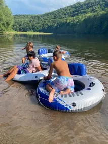 Delaware River Access | Walk to Town | Sleeps 10 - Image 5
