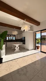 Central King of the valley Villa one of one - Image 3