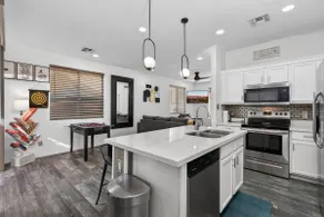 Hot Tub, Foosball & Fun: Phoenix Family Retreat! - Image 4
