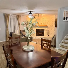 Cozy & Stylish 2BR l Family & Business Stay - Image 2