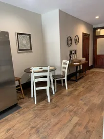 Large 1,300 Sq Ft Historic Loft on Main Street - Image 5