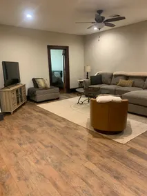 Large 1,300 Sq Ft Historic Loft on Main Street - Image 2
