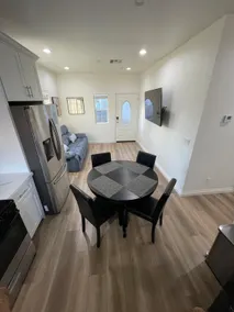 2 Bed, 1 Story Cozy Home - Image 5