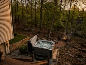 Cozy Mountain, Poconos, Hot Tub, Game Rm, Ski - Image 4