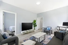 Charming apartment 2 min walk to NYC Train station - Image 2