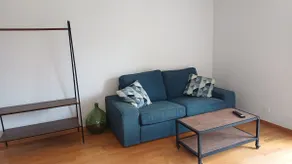 Charming 2-Bedroom Apartment in the Countryside - Image 2
