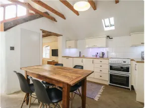 Ravensthorpe Rural Retreat - Image 3