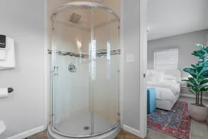 Sunlit Olive Haus | 3BR Duplex Near CWE - Image 5