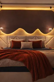 Cubé | 2 Bed | Self Check-in | Gulberg | MM Alam - Image 2