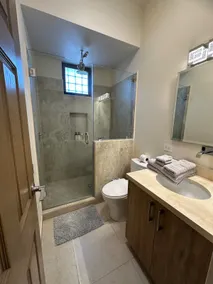 2BR Penthouse | Private Rooftop, Pool & Parking - Image 3