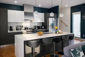Trendy 3BR I Free Parking I Workspace - Image 2